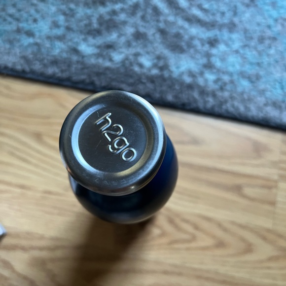 New! Water bottle - Picture 5 of 8